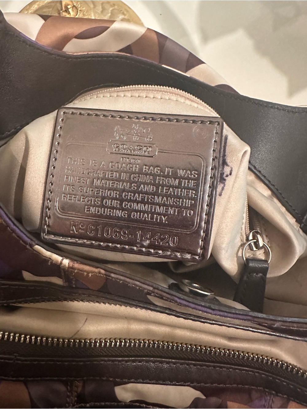 Coach Stylish Purple Patterned Shoulder Bag - Picture 5 of 6